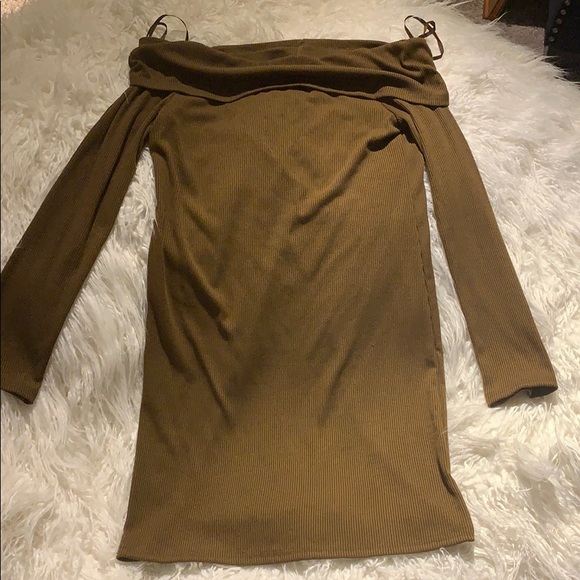 She + Sky Off the shoulder brown dress - Picture 4 of 6